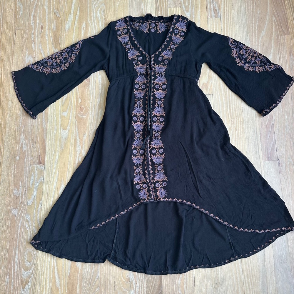 Boho Mo Huan Yi Chu Embroidered Bell Sleeve Hi Low Dress Flowy Festival Floral S